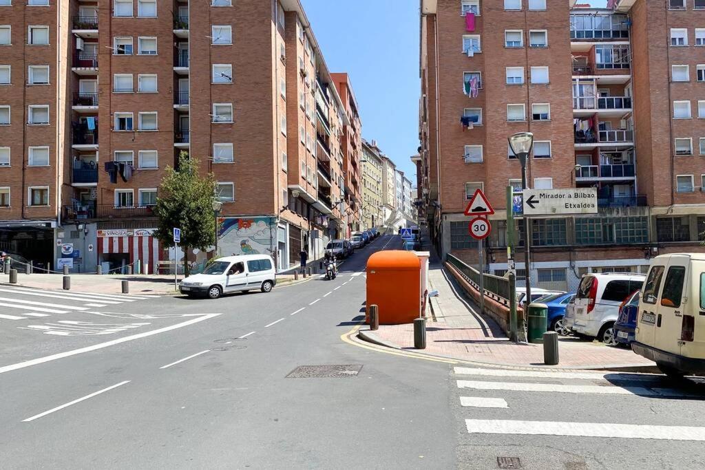 Town Hall Bilbao Esterno foto